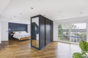 Photo 33- click for photo gallery